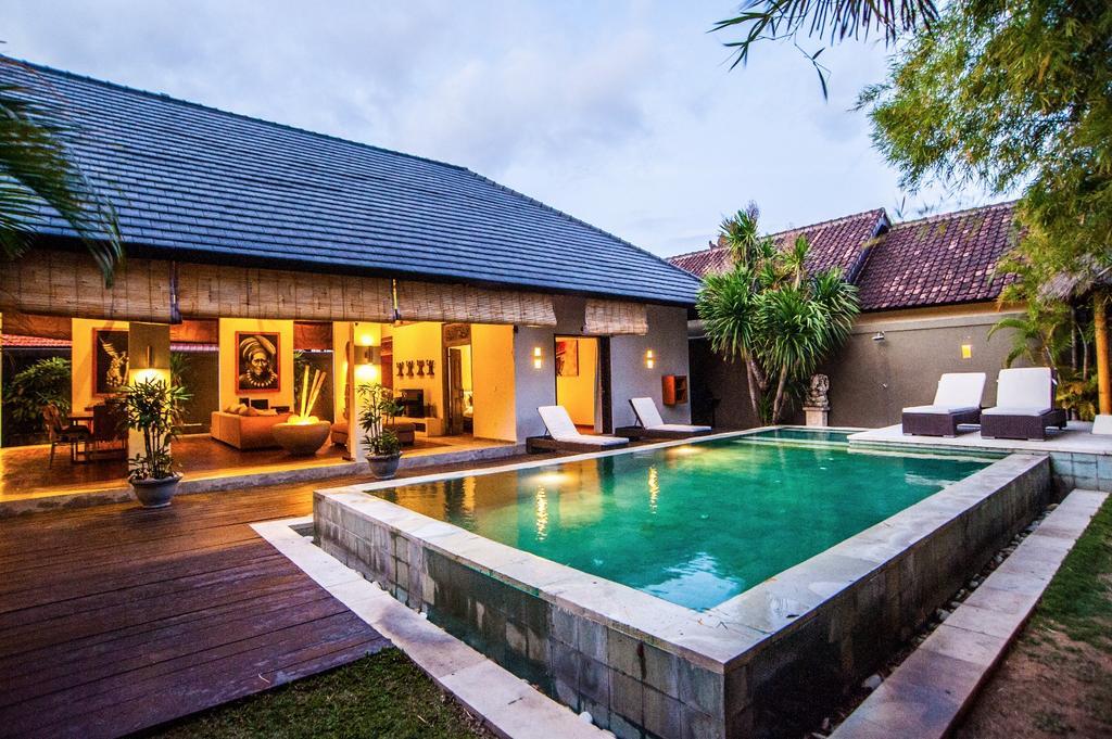 Seminyak Villa Esterno foto