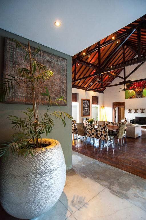 Seminyak Villa Esterno foto