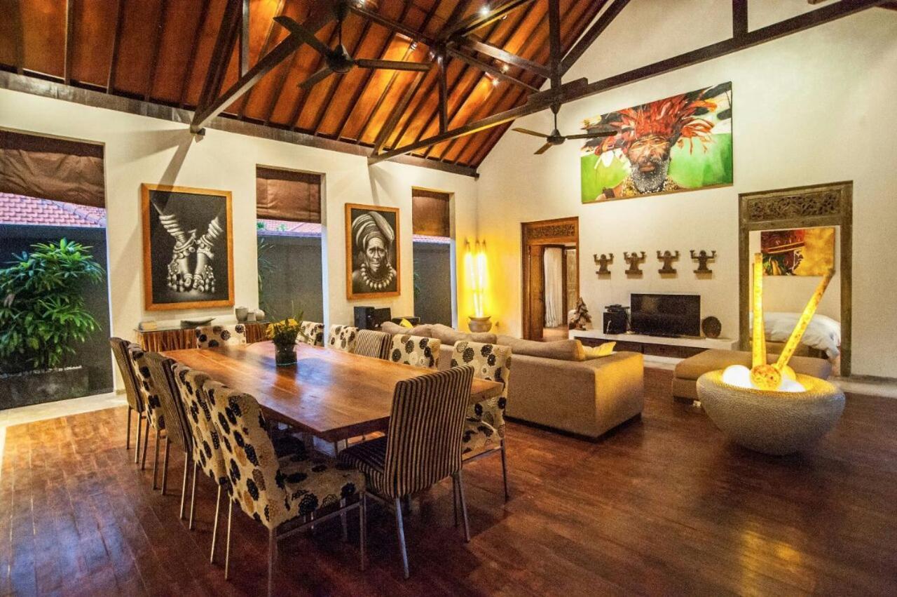 Seminyak Villa Esterno foto